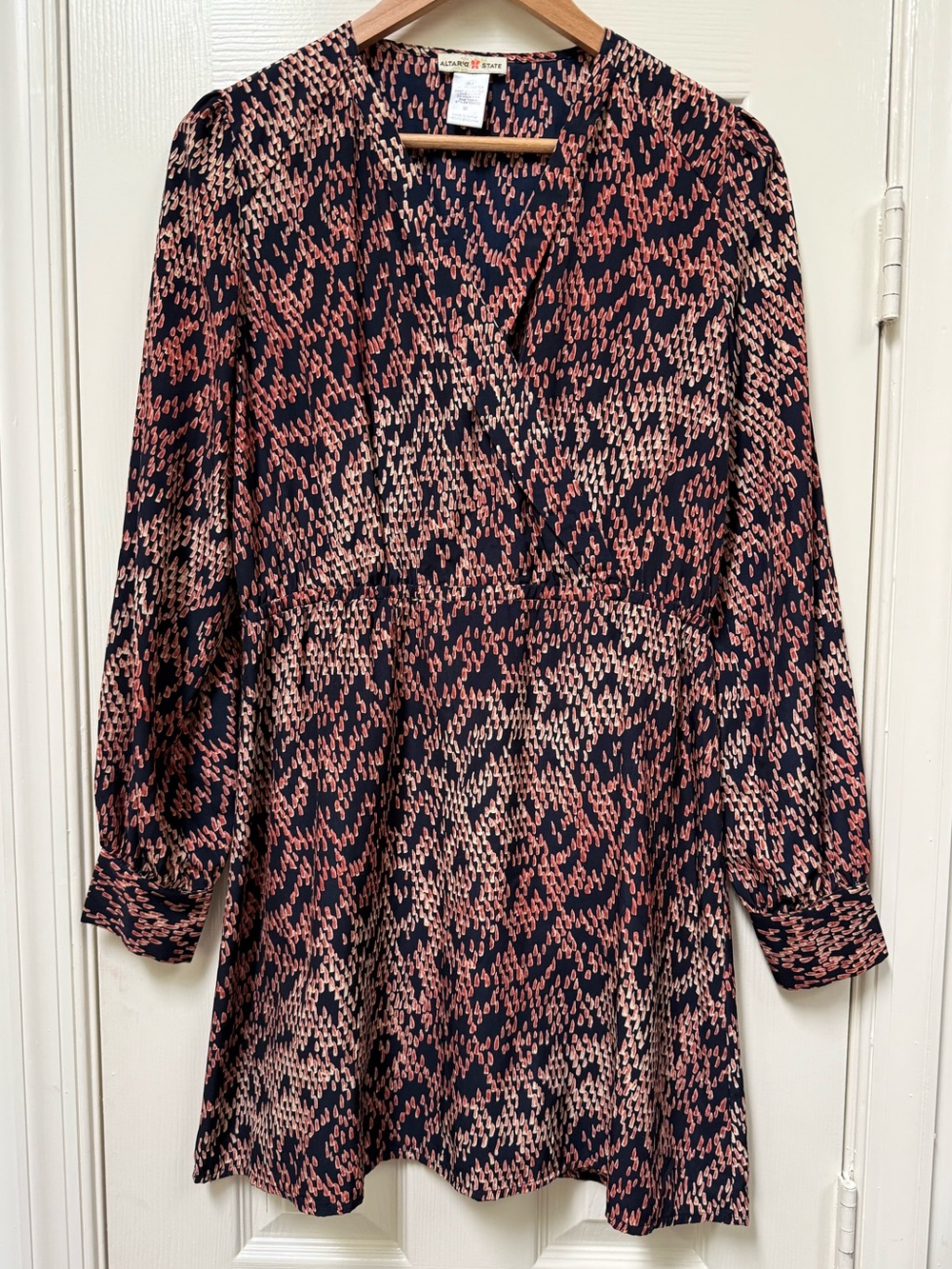 Altar’d State Navy Printed V-Neck Dress Button Sleeves Cinched Waist Medium EUC